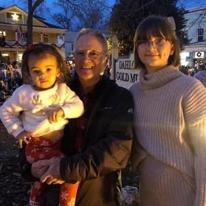 Meet your Posher, Carrie